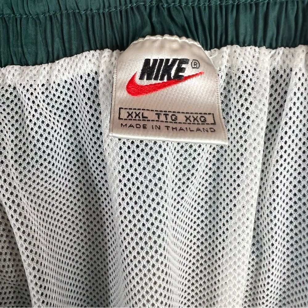 Vtg Nike Shorts Mens XXL Green Big Swoosh Logo White Tag Lined Swim Trunks 90s - Picture 8 of 11